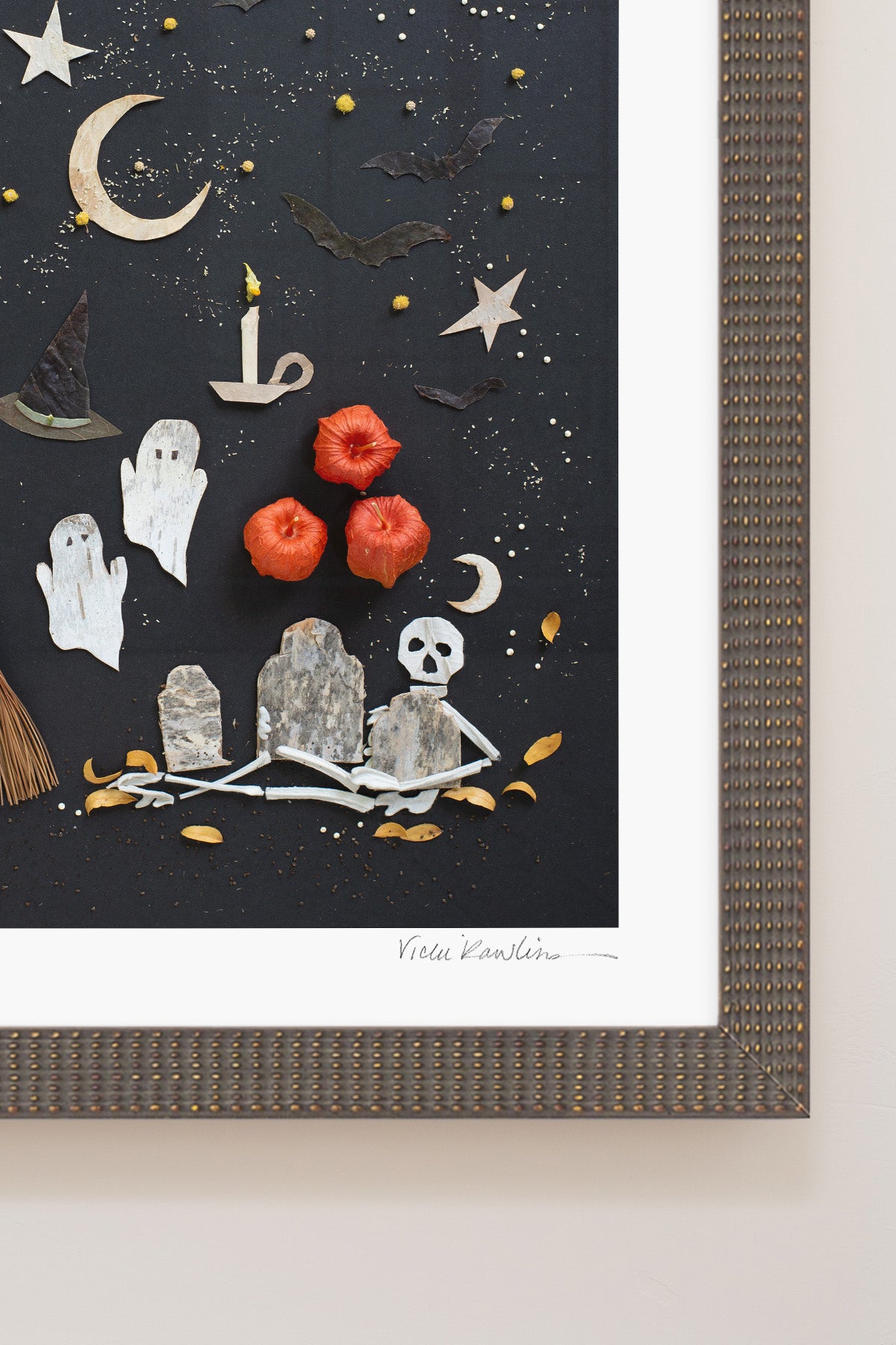 "Happy Halloween" Flower Print