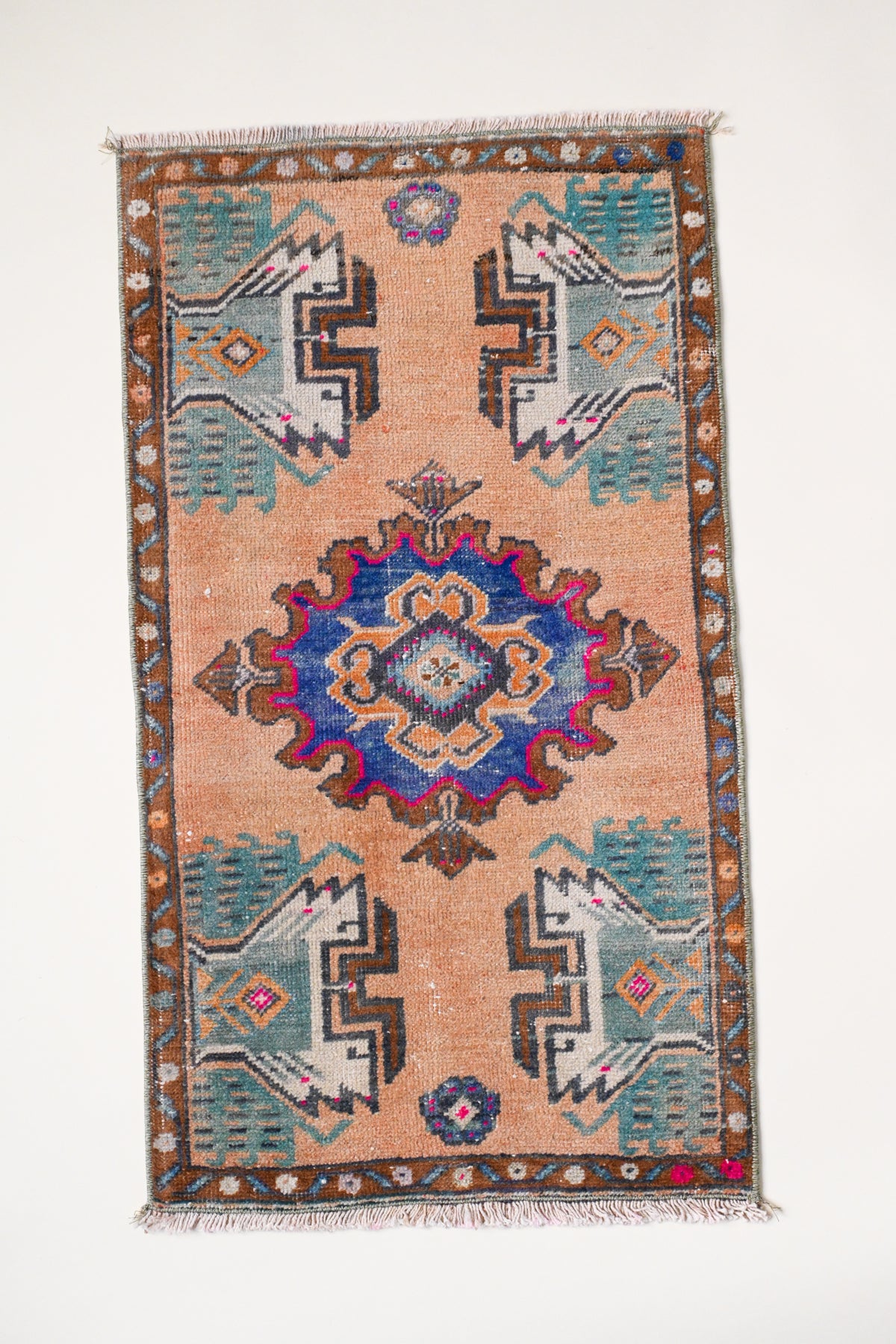 Vintage Rug Mini XXVII – Sister Golden