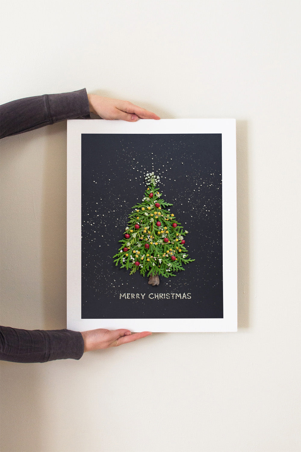"Merry Christmas" Flower Print
