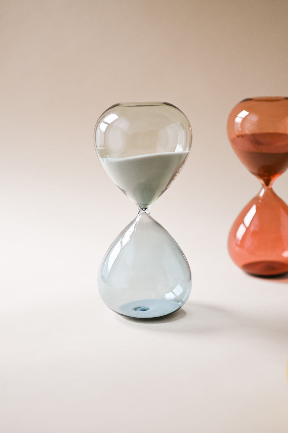 Ombré Hourglass