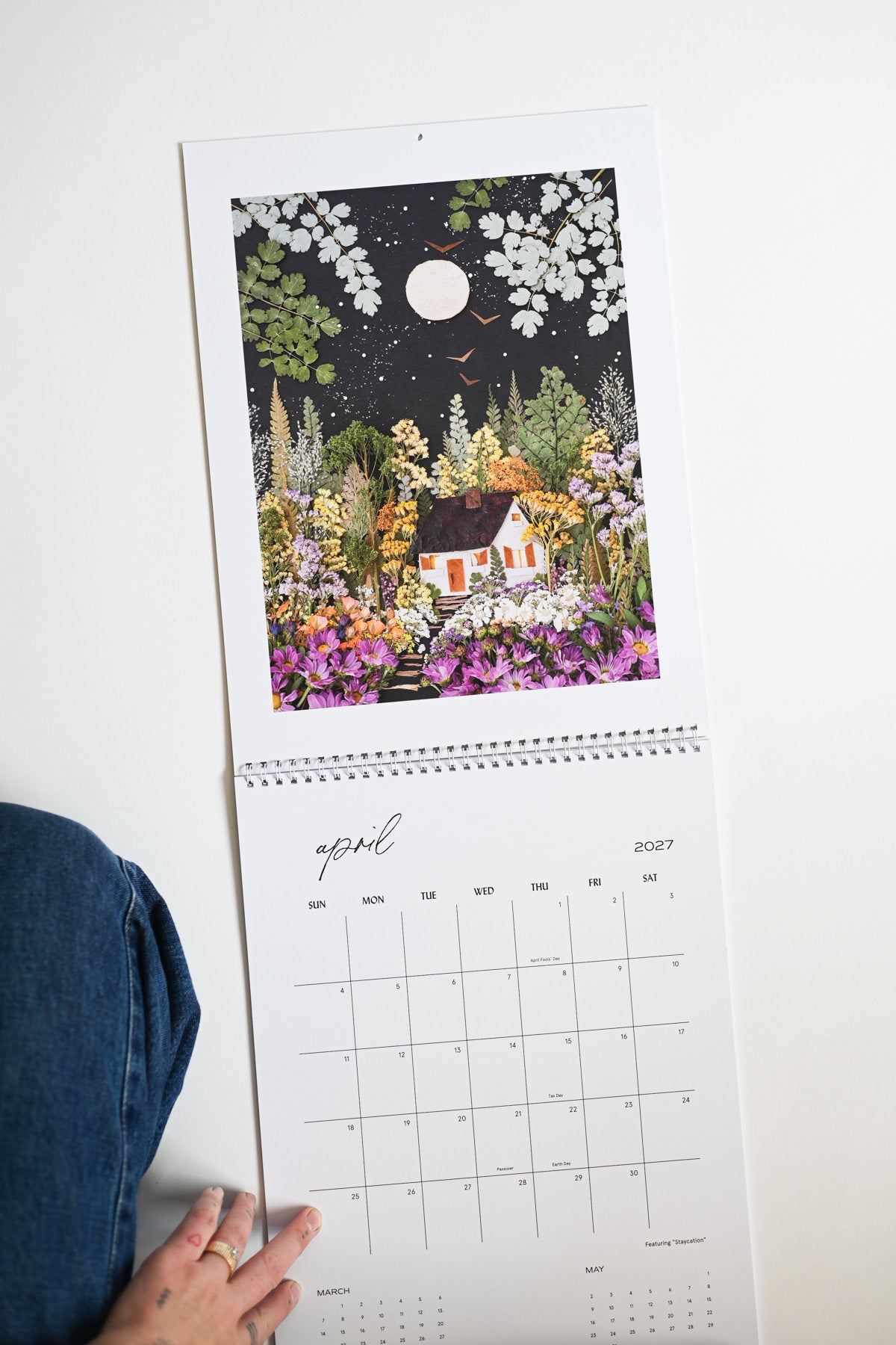 2027 Flower Art Calendar