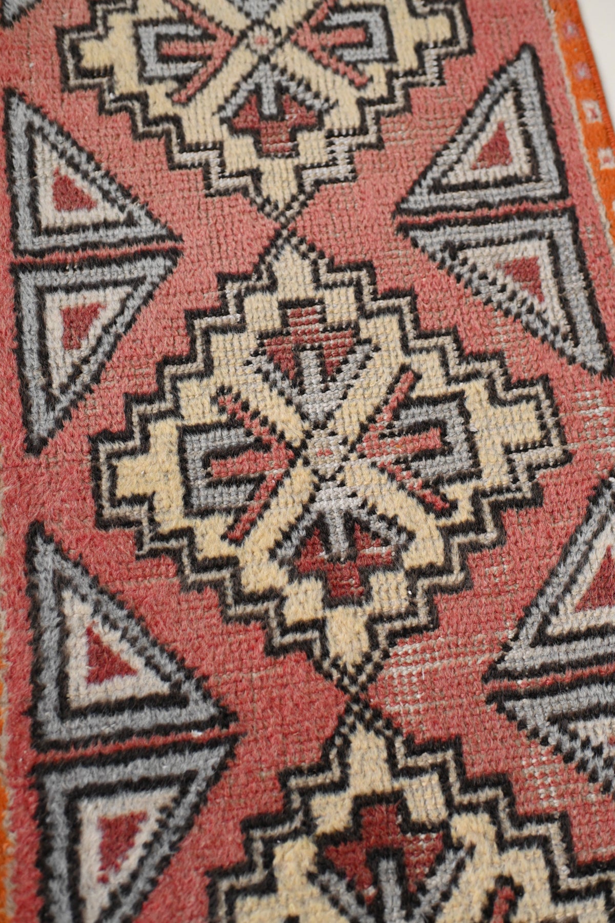 Vintage rugs store for sale