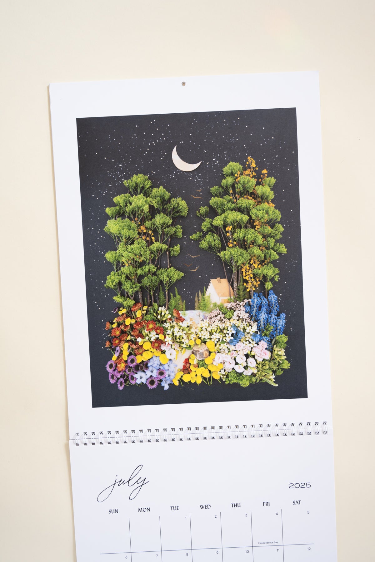 2025 Flower Art Calendar