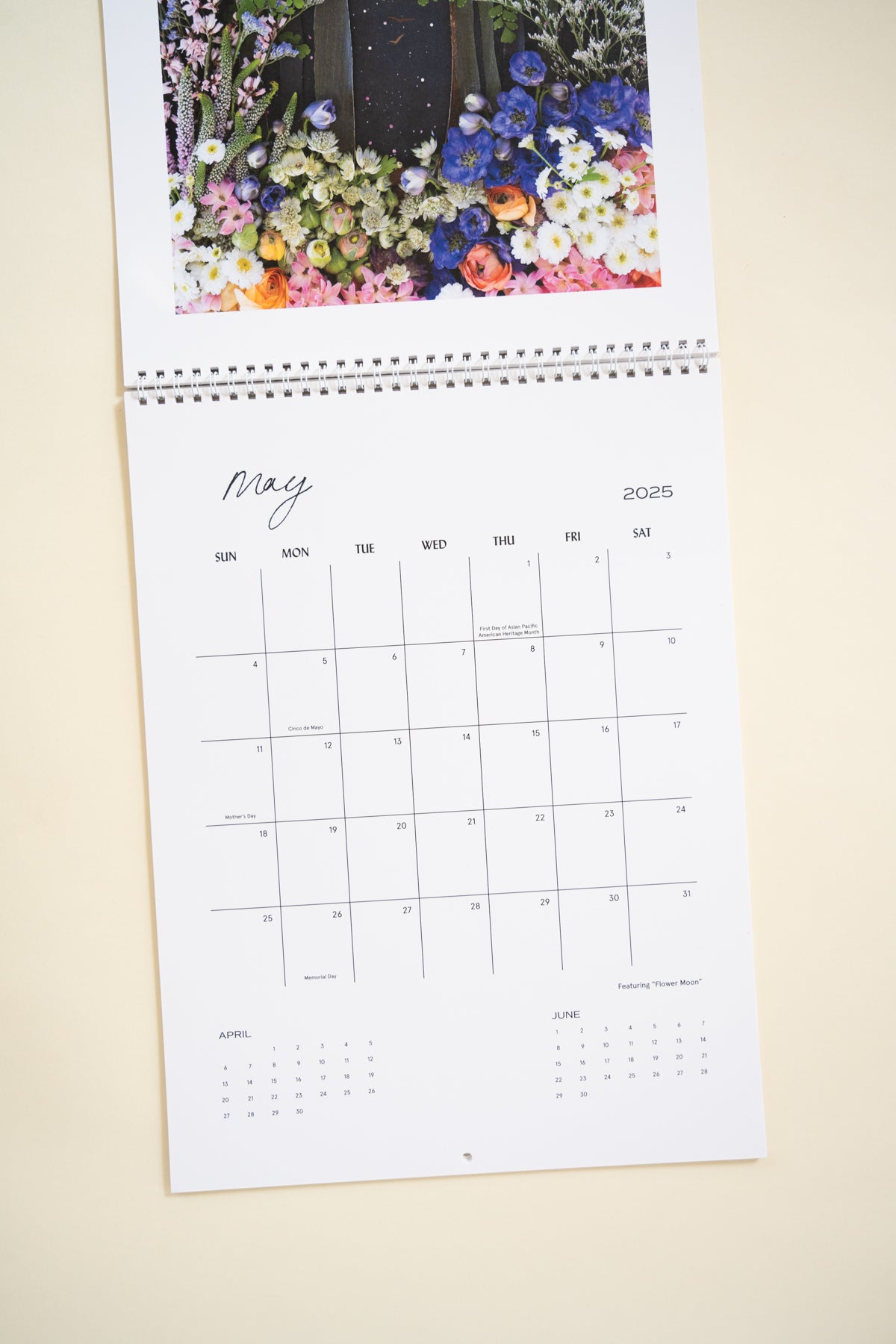 2025 Flower Art Calendar