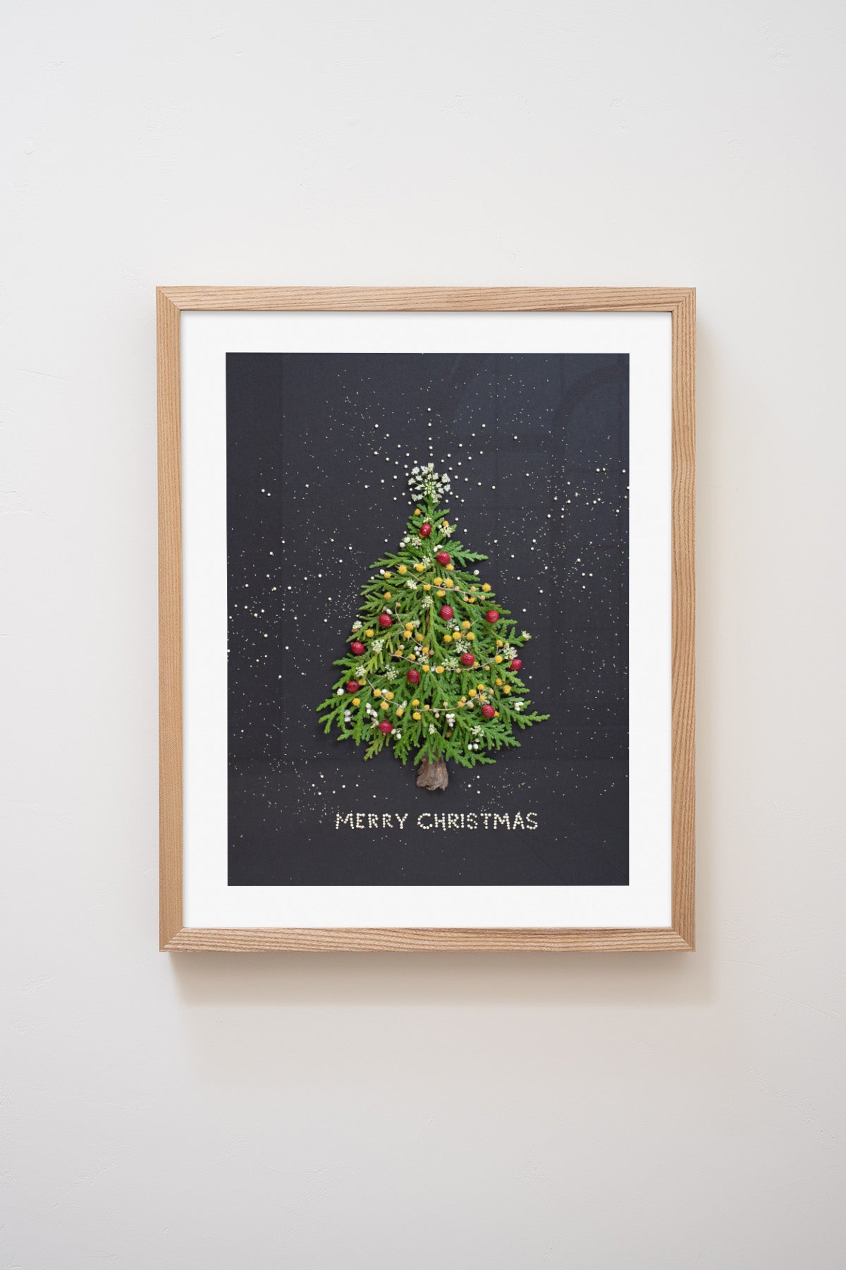 "Merry Christmas" Flower Print