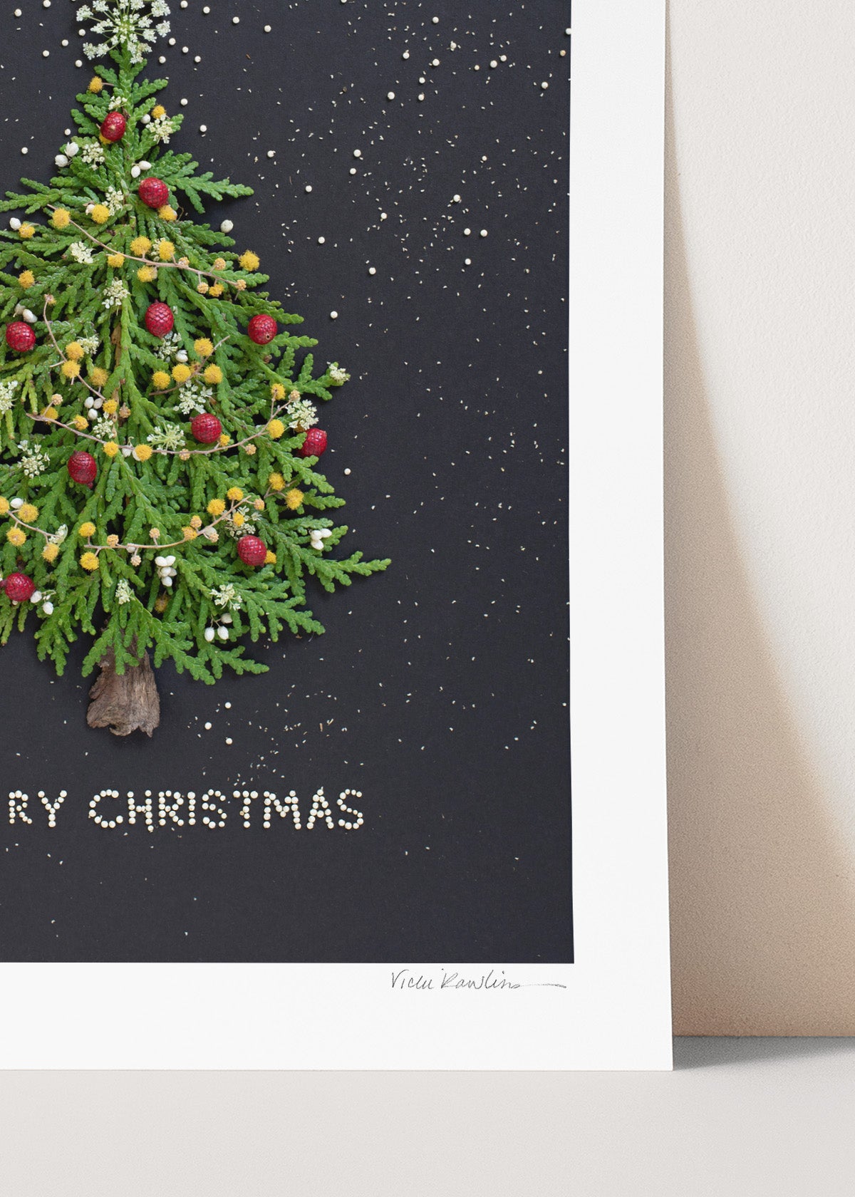 "Merry Christmas" Flower Print