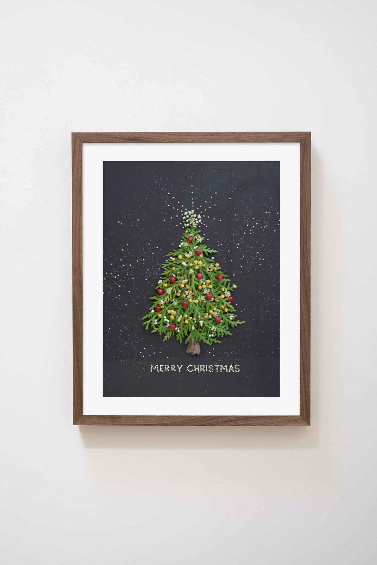 "Merry Christmas" Flower Print