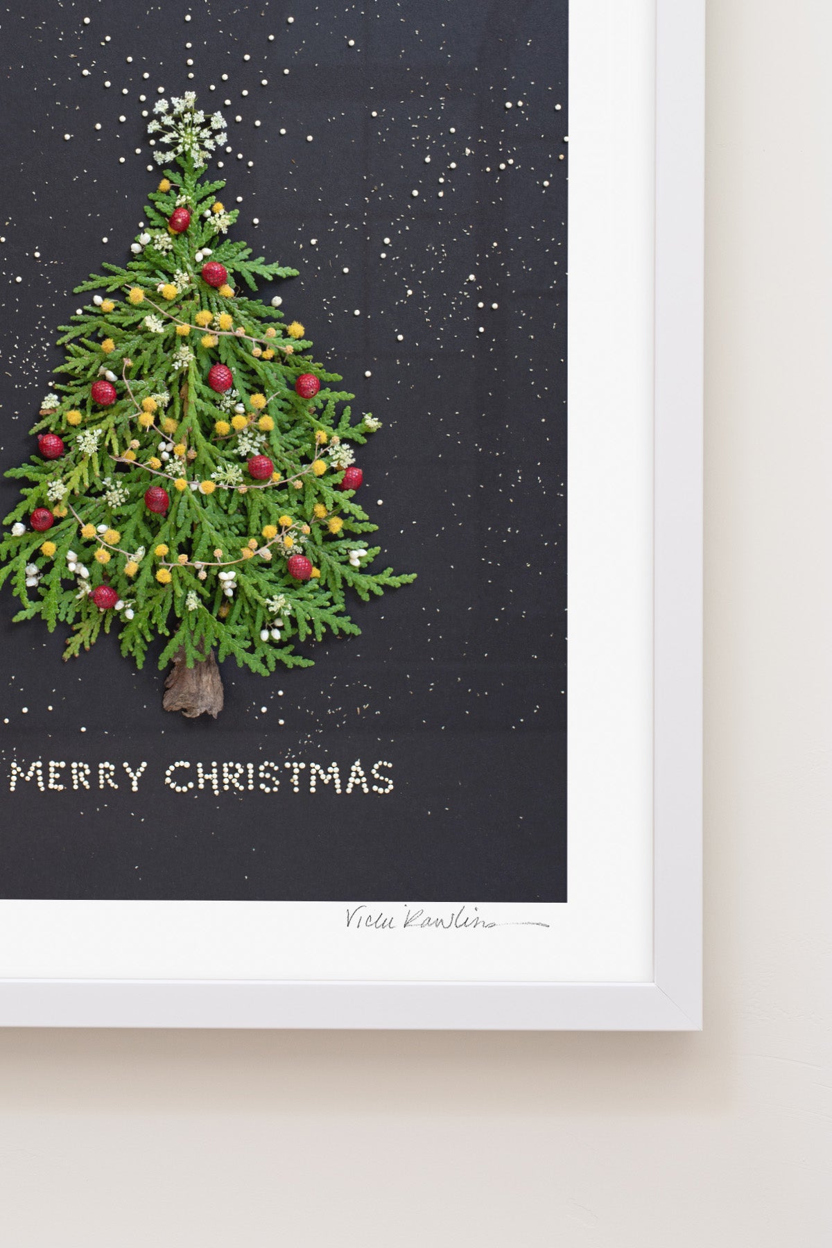 "Merry Christmas" Flower Print