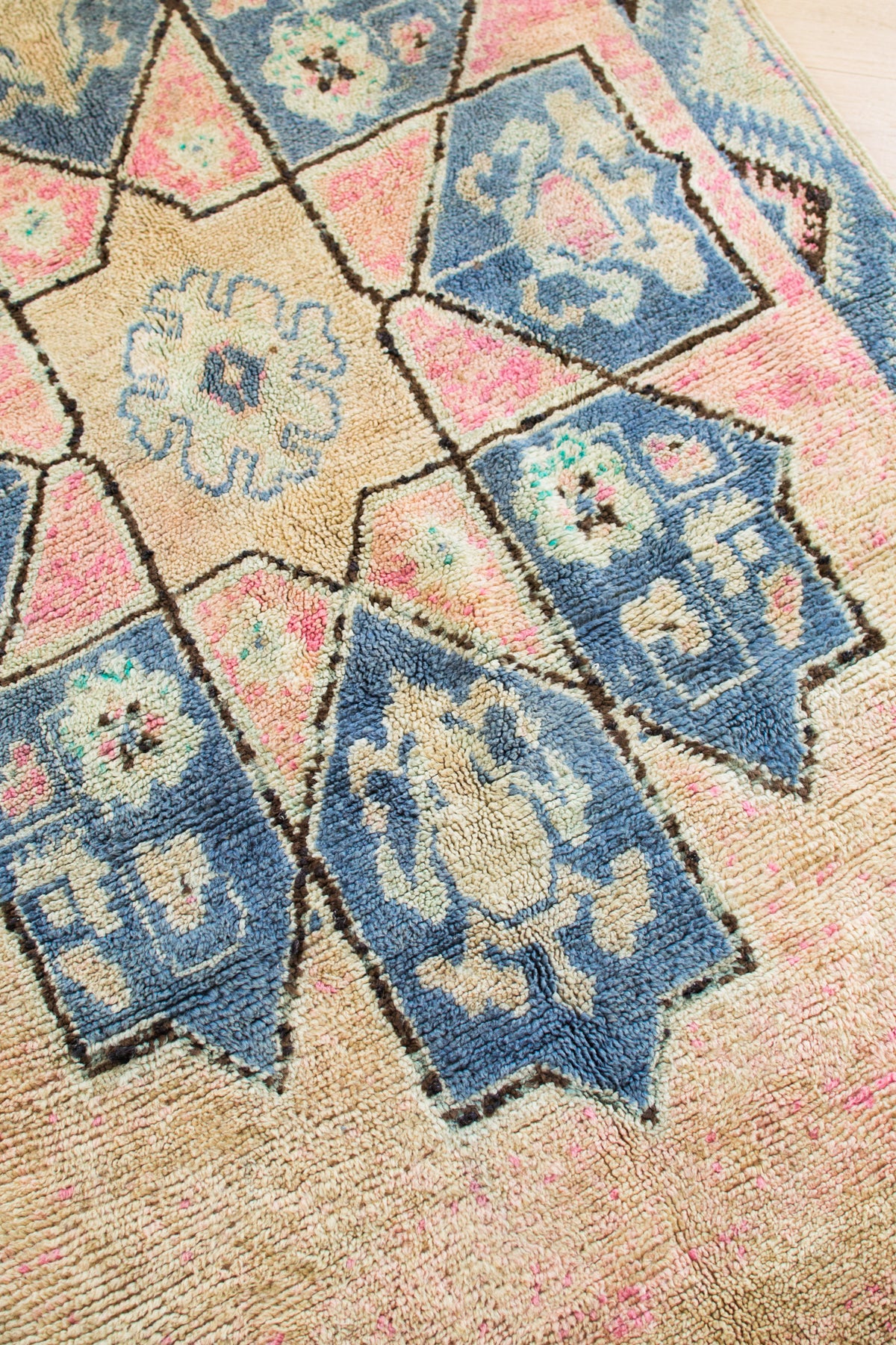 Rosebud Vintage Moroccan Rug